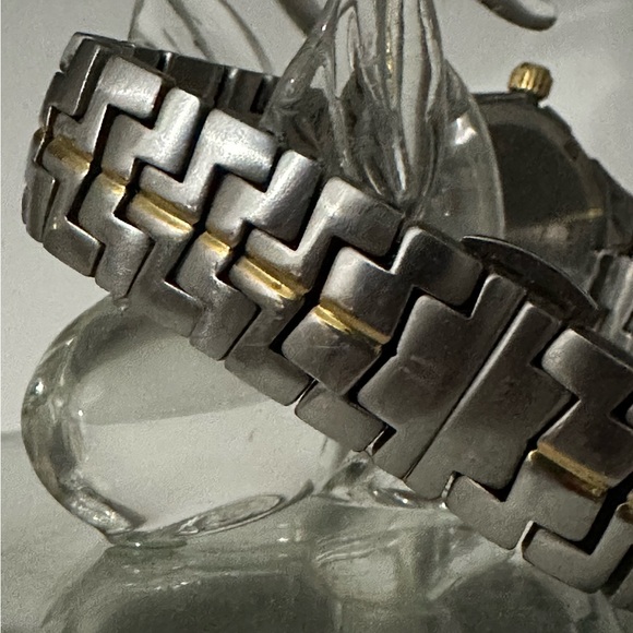 accutron watch vintage two tone - Picture 4 of 5